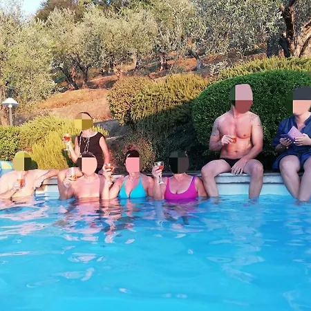La Cicala Sulle Colline Della Versilia, Con Piscina