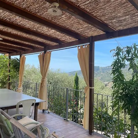 La Cicala Sulle Colline Della Versilia, Con Piscina 度假居