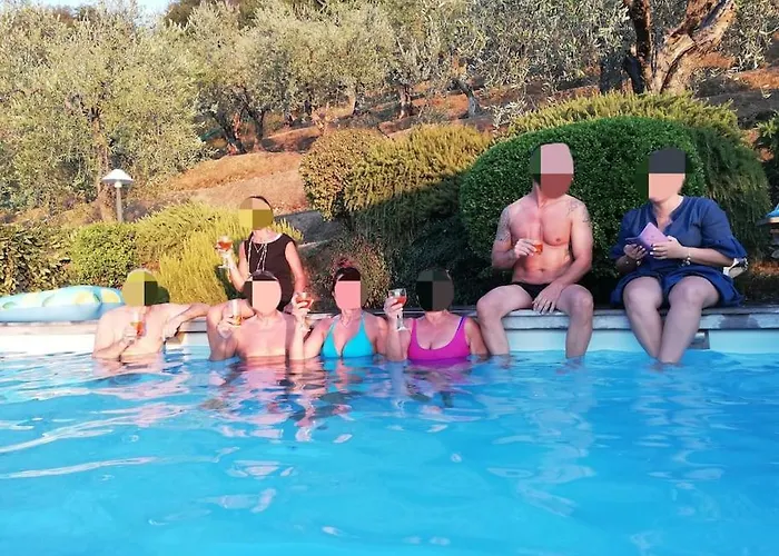 La Cicala Sulle Colline Della Versilia, Con Piscina